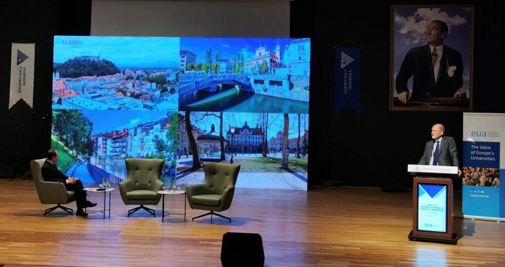 Utrinek s konference Evropske univerzitetne zveze.